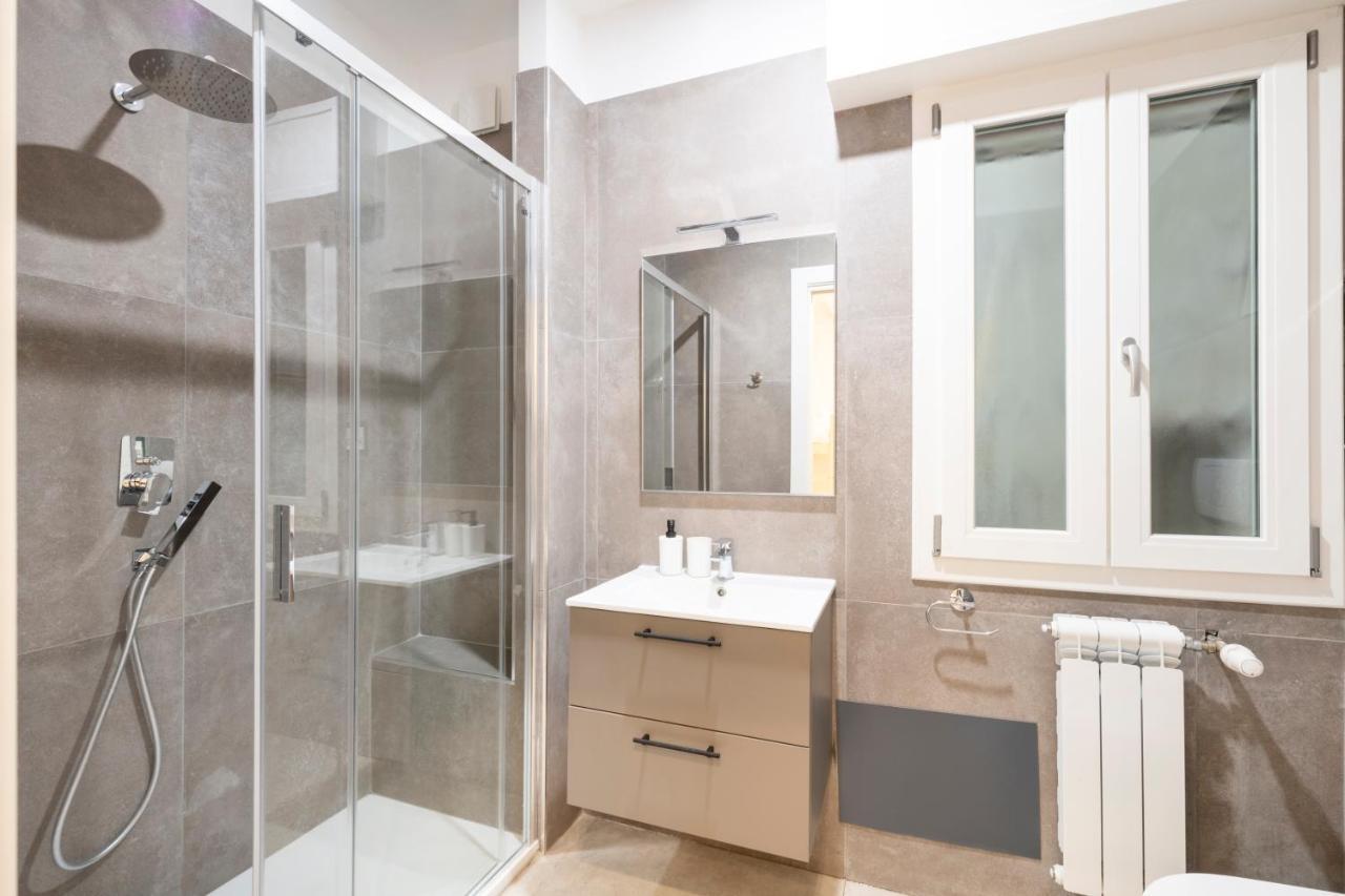 Easystayrome 10 Pax 3 Baths 1 Min From Metro Ngoại thất bức ảnh